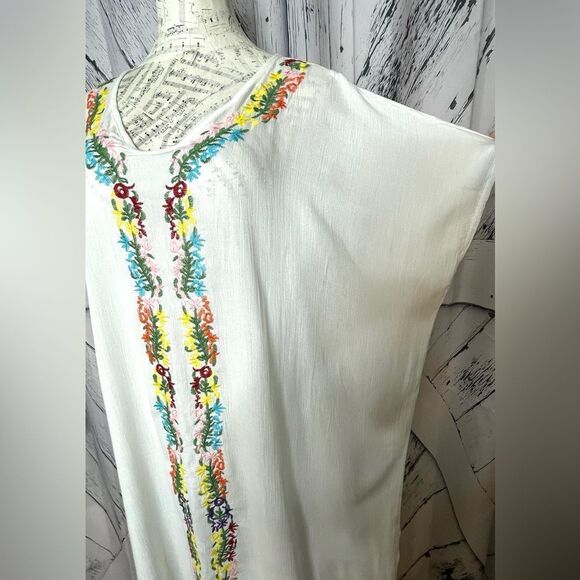 Embroidered Longsleeve Bohemian Coverup OS - Picture 4 of 7
